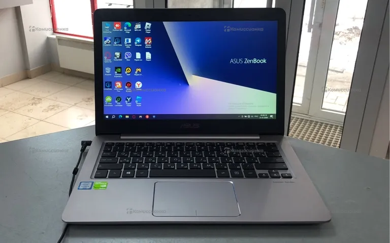 Ноутбук  Asus