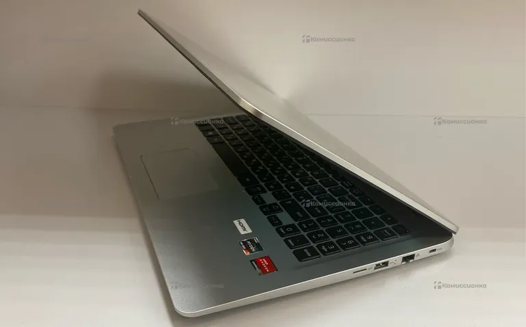 Ноутбук Maibenben M543