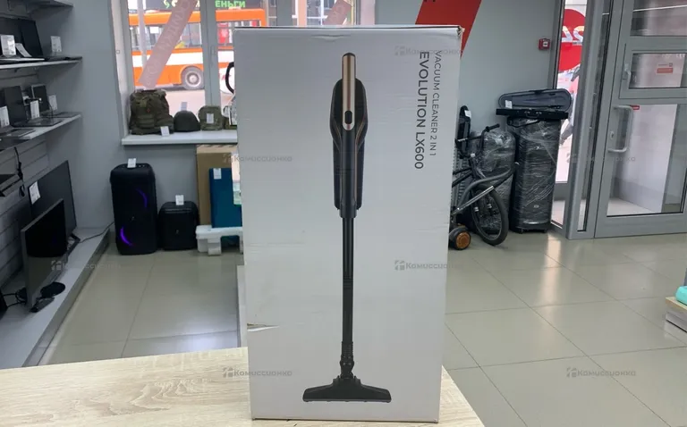 Пылесос вертикальный Evolution LX600