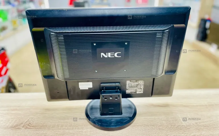 Монитор NEC LCD22WV