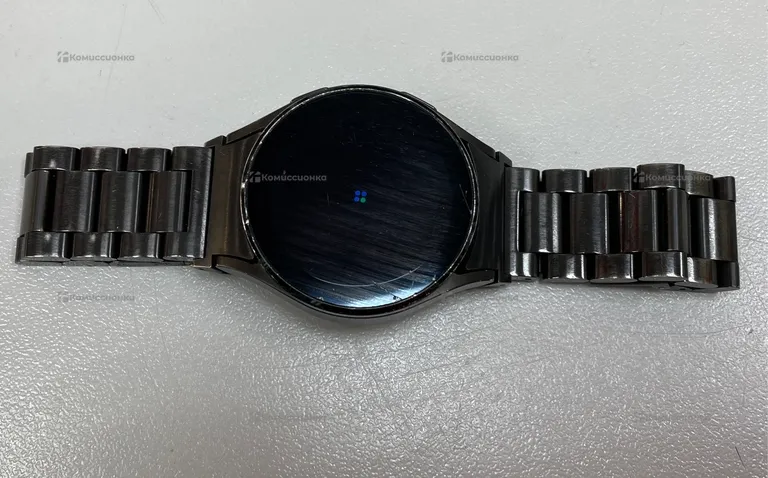 Часы Samsung Galaxy Watch 4