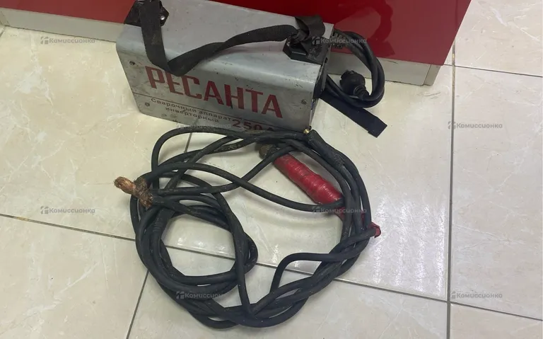 Сварочный аппарат Ресанта САИ 250A