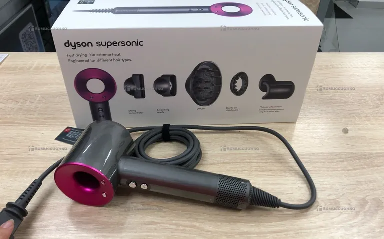 Фен Dyson HD08