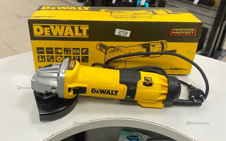 УШМ dewalt DWE4257