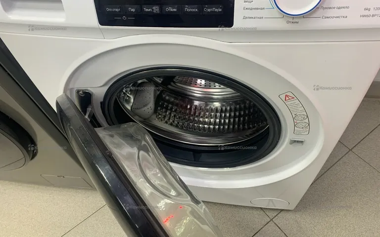 Стиральная машина  Haier HW60-BP12929A