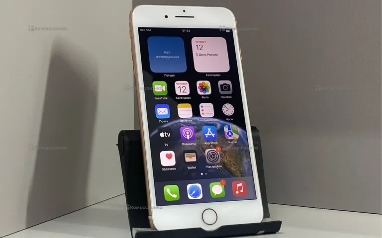 Apple iPhone 8 Plus 64 ГБ