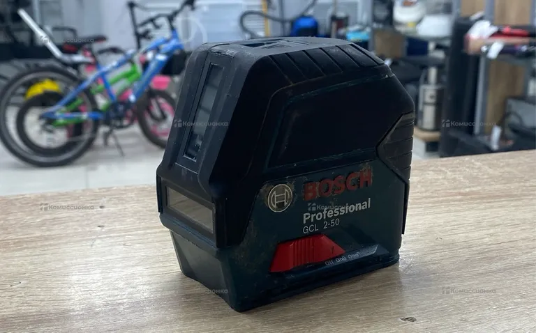 Лазерный уровень Bosch GCL 2-50 Professional