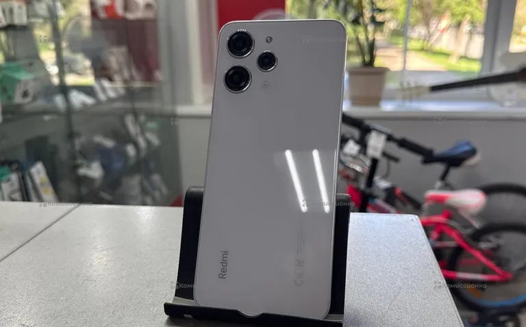 Xiaomi Redmi 12 8/256 ГБ