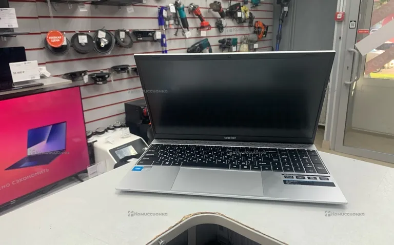 Ноутбук  Dexp Aquilon C15-ICP301