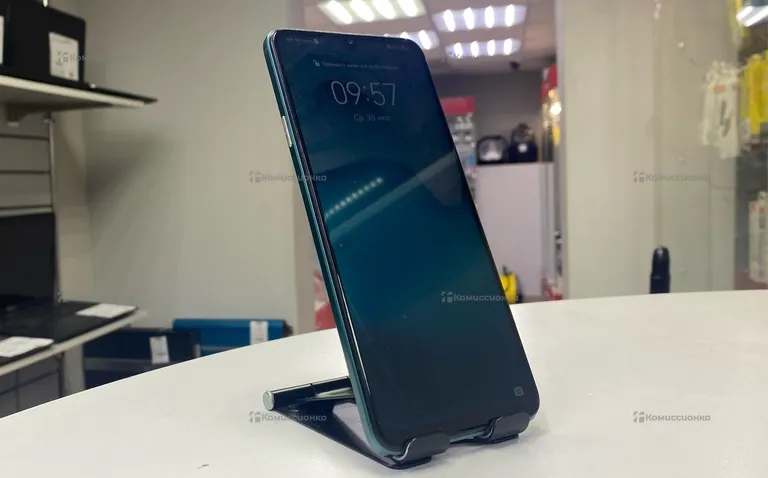 Huawei nova Y72 8/128 Гб