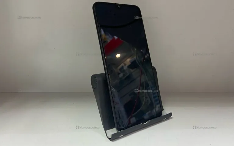 Samsung Galaxy A20 3/32 ГБ.