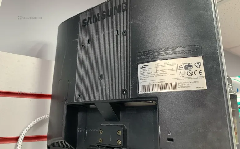 Монитор Samsung 710n s