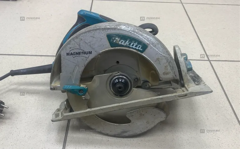 Дисковая пила makita 5008MG