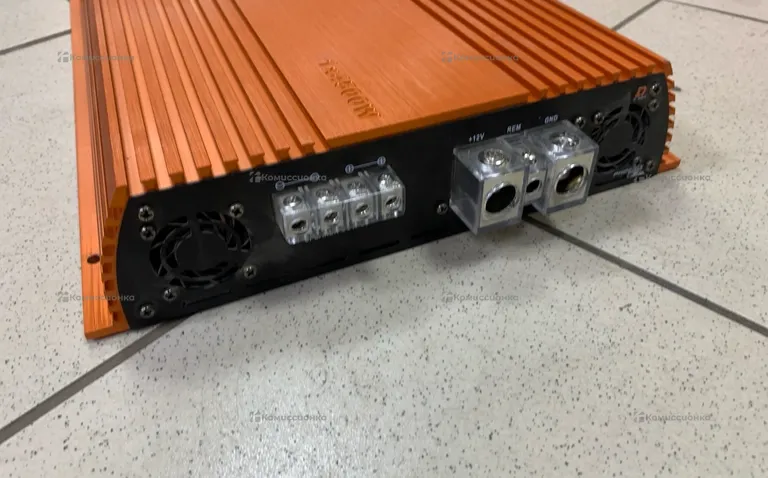 Усилитель  phoenix spot 1x4500w