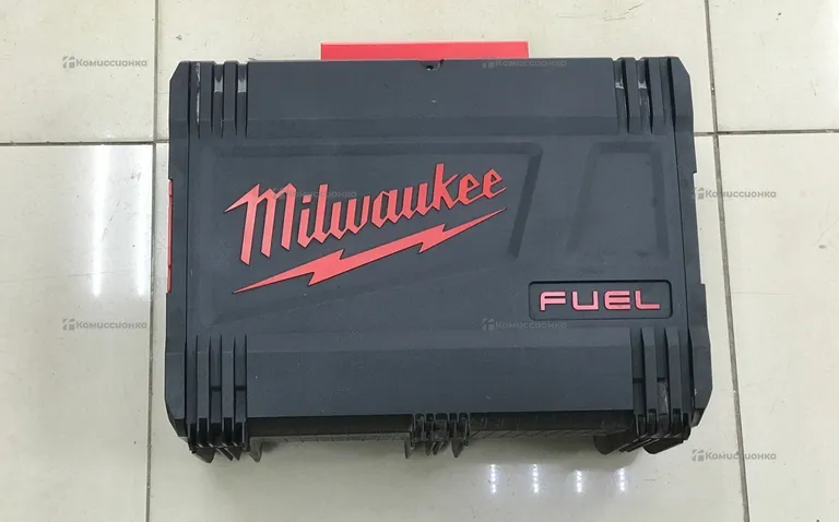Гвоздизабиватель Milwaukee M18-CN16GA