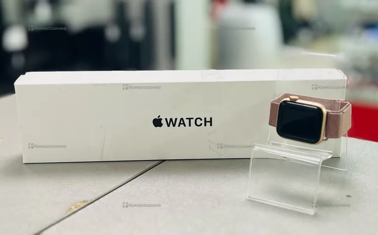 Часы Apple Watch SE