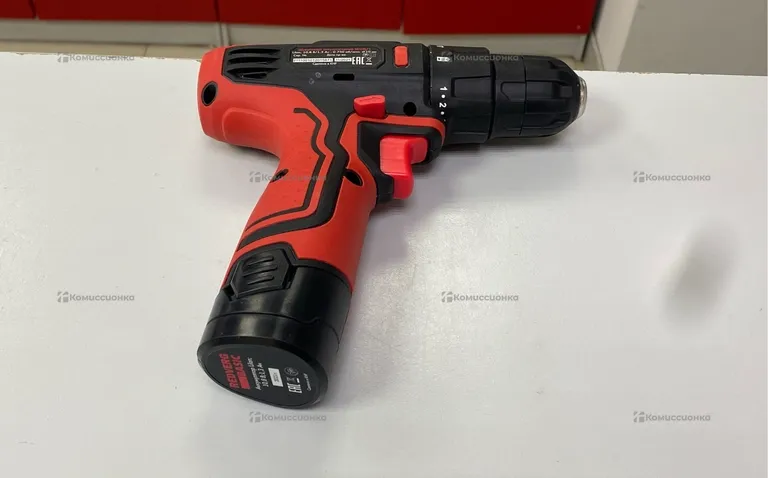 Дрель-шуруповерт RedVerg RD-SD10L/1