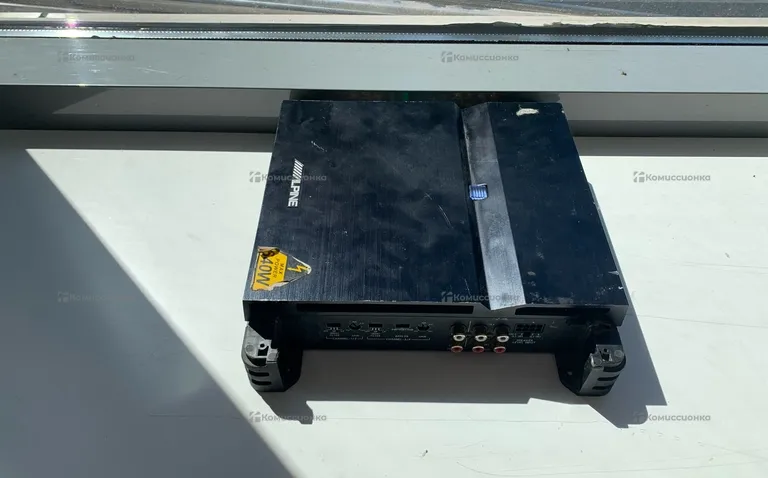 Усилитель  ALPINE PMX-F640