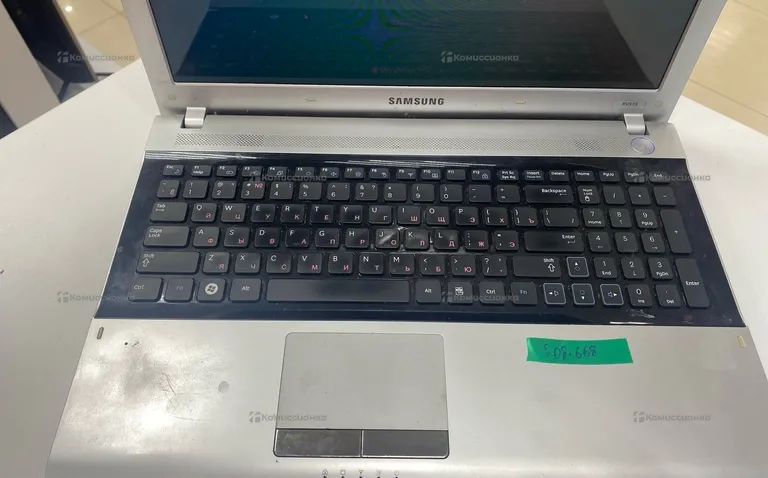 Ноутбук Samsung RV515