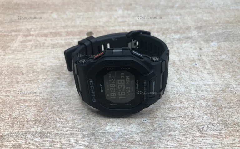 Часы Casio G-Shock GBD-200