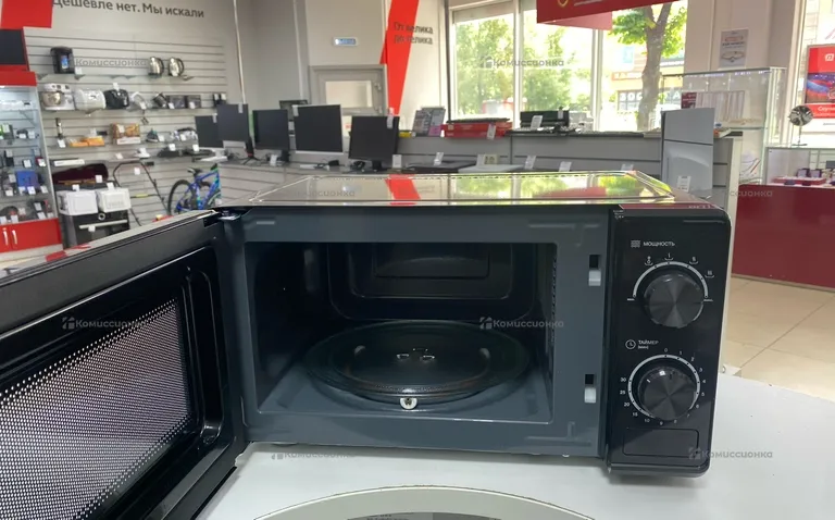 Микроволновая печь  HYUNDAI HYM-M2045