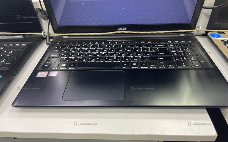 Ноутбук  Acer ASPIRE V5-551