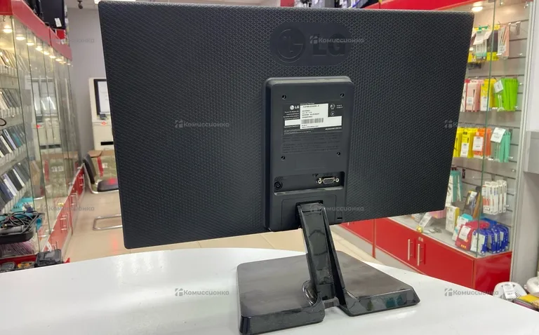 Монитор LG 20EN33SS