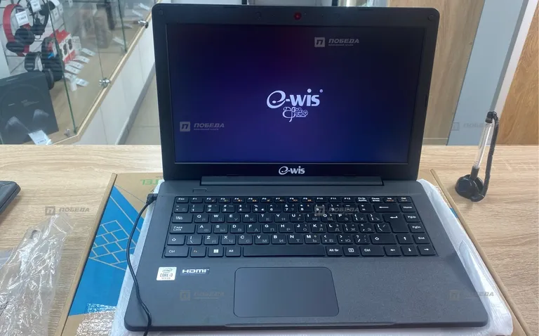 Ноутбук  E-win Powered by