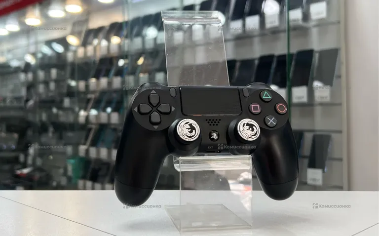 PS4. Джойстик для PS4