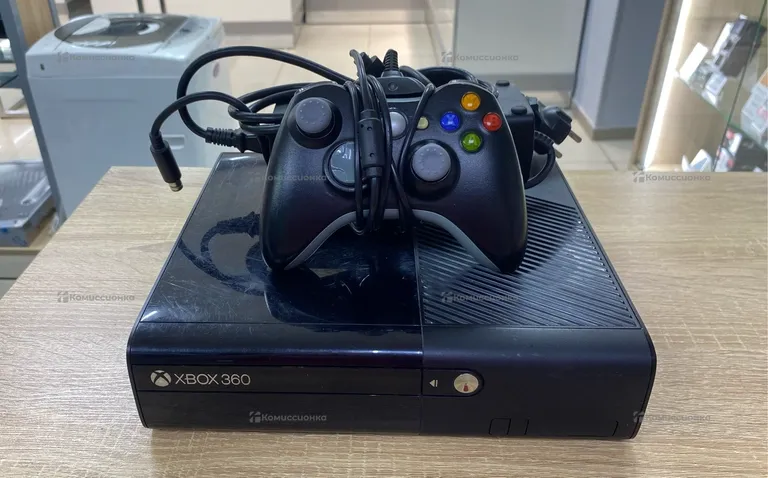 Приставка Xbox 360 250gb