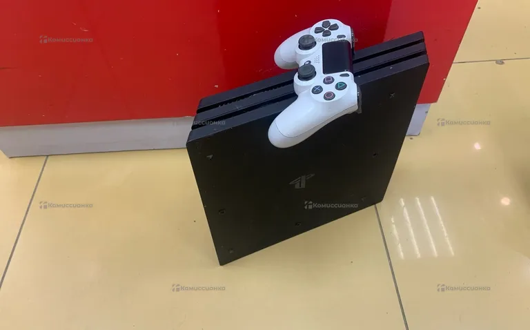 Приставка PS4. pro 1tb