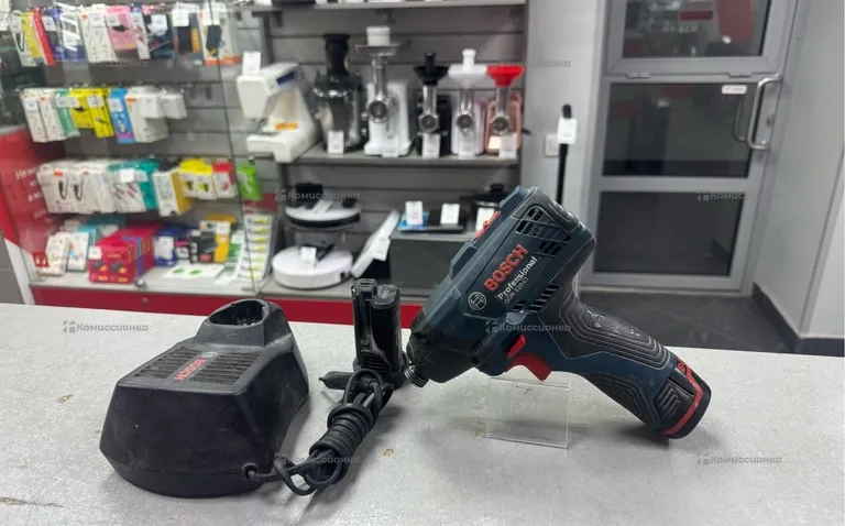 Аккумуляторный ударный гайковерт Bosch GDR 10.8-2-