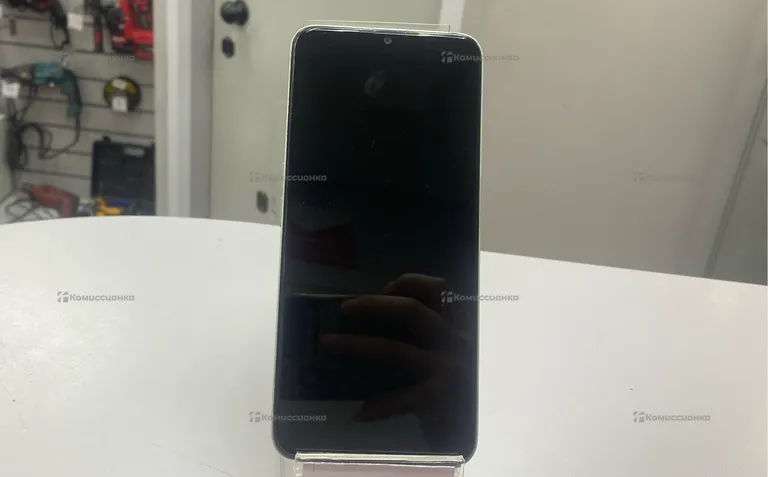 Realme c35