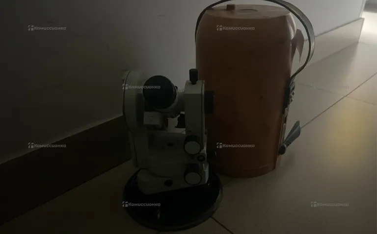 Теодолит УОМЗ 2Т30П