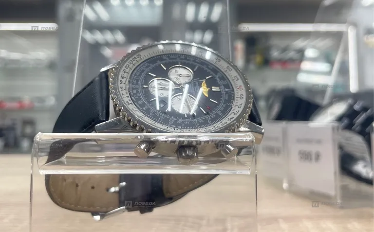 Часы  Breitling