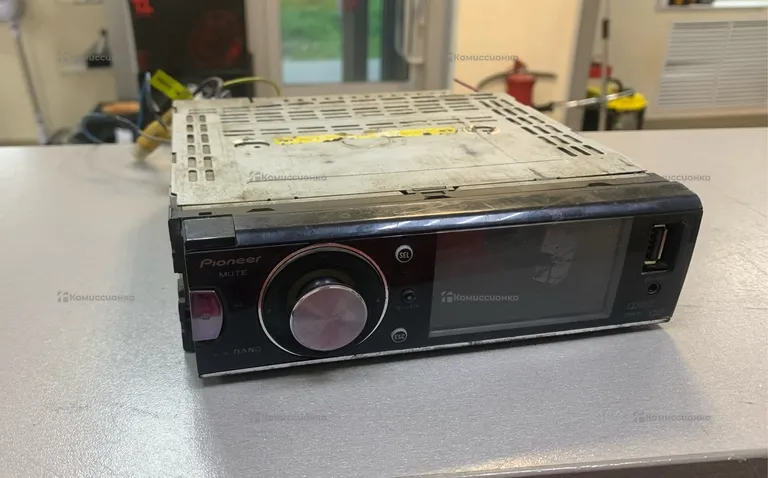 Автомагнитола Pioneer DVH-760AV
