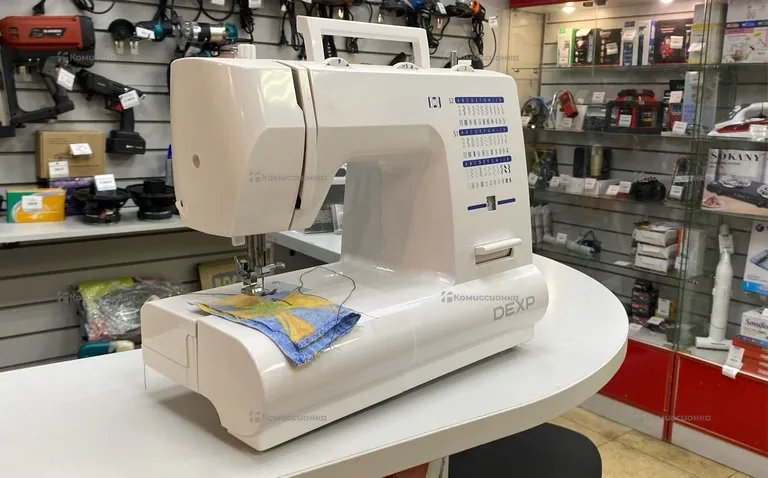 Швейная машина  dexp SM-680W