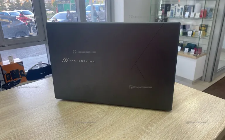 Ноутбук  machcreator one i3