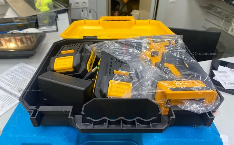DeWALT бесщеточный шуруповерт реп.