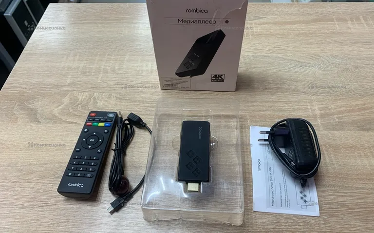 Медиаплеер Rombica Smart Stick 4K v002