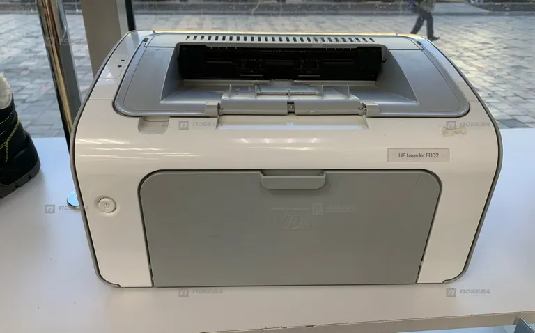 HP LaserJet P1102