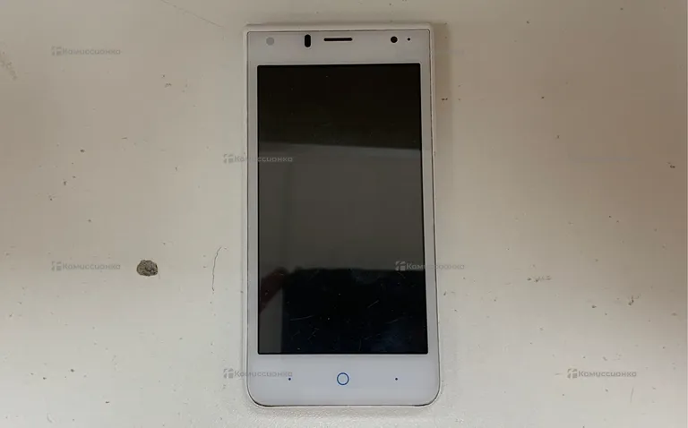 ZTE Blade L210