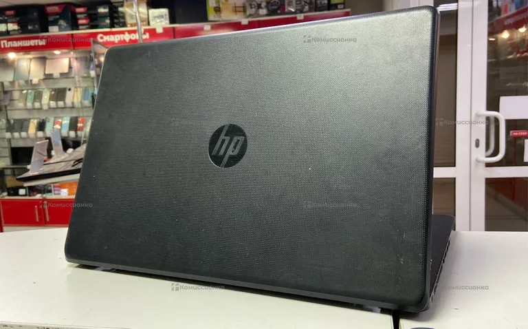 Ноутбук  HP AMD A6-9220/ Radeon R4