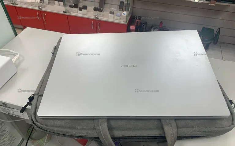 Ноутбук Dell Aquilon C15-ICW300
