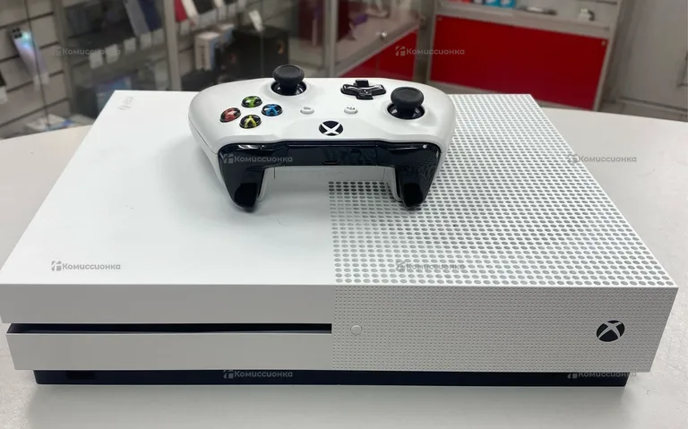 Приставка Xbox Игровая приставка Xbox One S 500