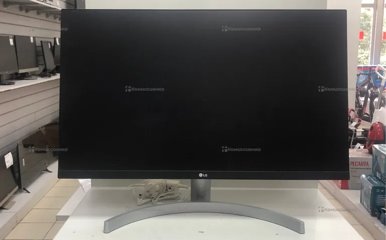 Монитор LG 27MK600