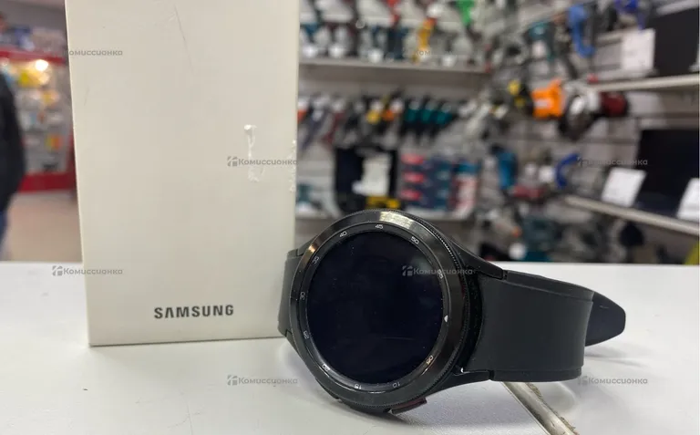 Часы Samsung Galaxy Watch4 Classic