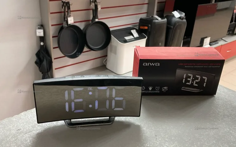 Часы AIWA
