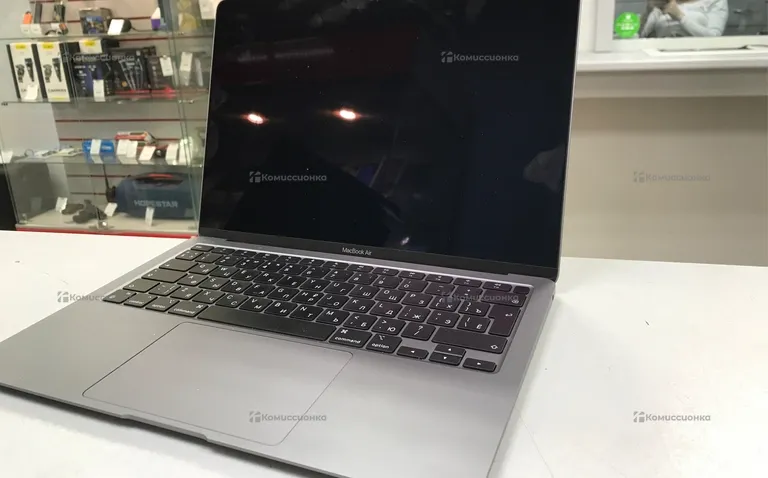 MACBOOK Air
