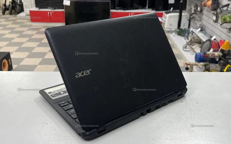 Ноутбук  Acer Aspire ES 1-111M
